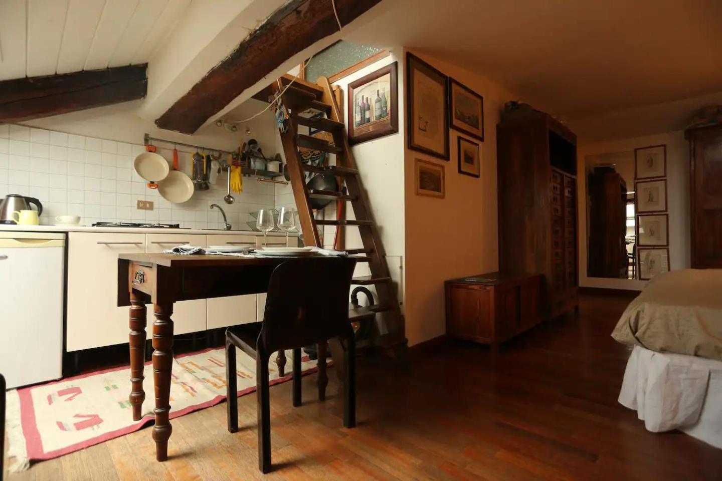 Apartamento Il Nido Di Oreste, Un Rifugio Incantevole Dove Ogni Angolo E Un Invito Al Relax E Al Benessere Turín